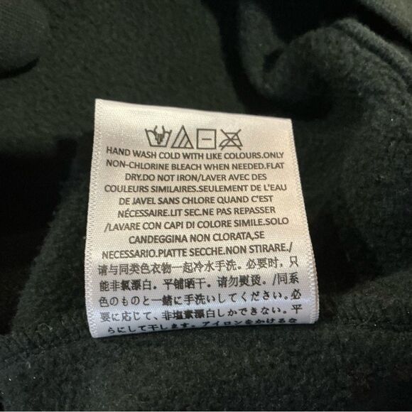 Black Essentials Sweatshirt - Picture 10 of 10